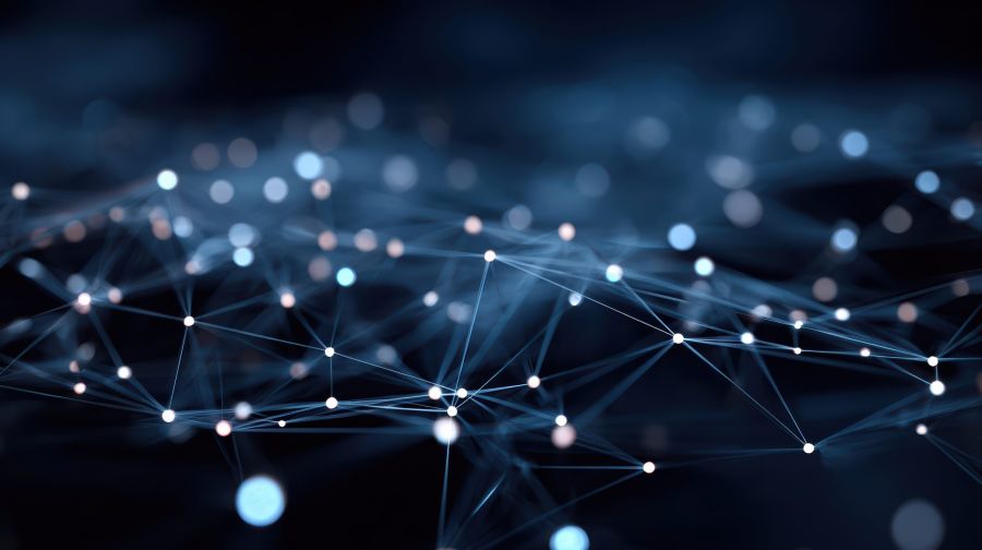 Data center moderno per sicurezza informatica aziendale con server rack illuminati